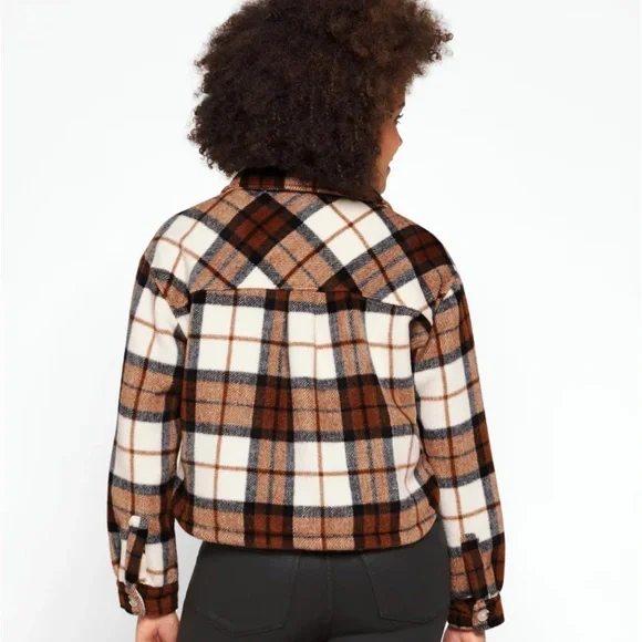 Blank NYC Plaid Cropped Shacket Shirt Jacket in All The Best Size Small - Picture 4 of 15